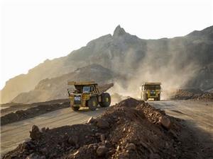 پرونده تخلفات ۲ واحد معدنی شهر سنگان در حال رسیدگی است