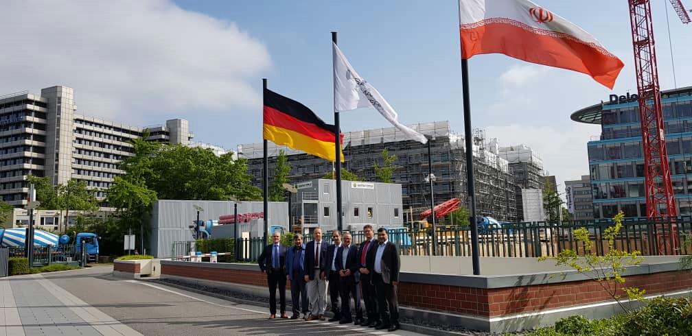 امضای بزرگترین قرارداد فروش شمش فولاد خوزستان با اسپانیا و آلمان