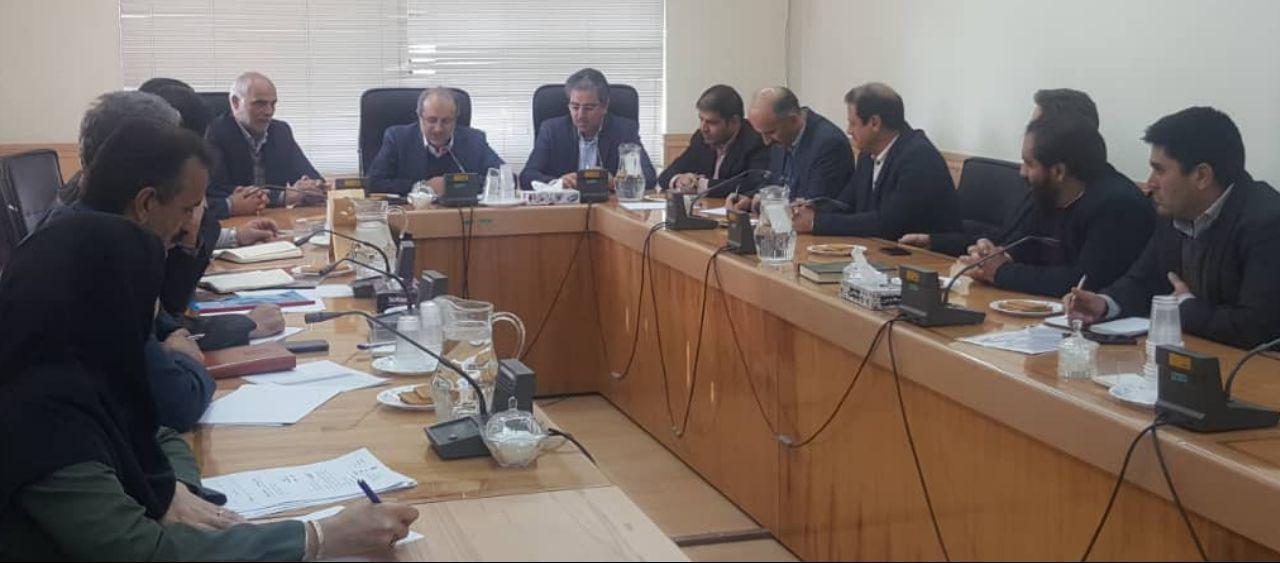 جلسه بررسی طرح احیا و فعال سازی معادن کوچک مقیاس استان یزد برگزار شد