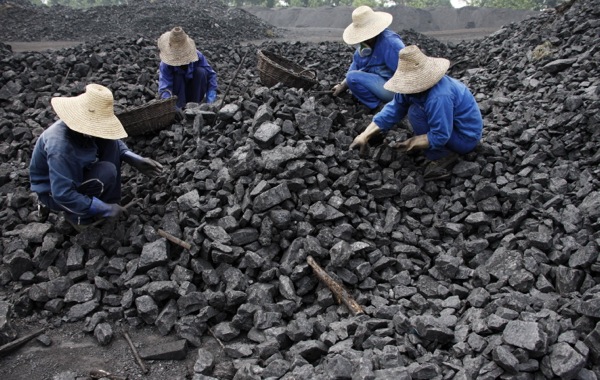 ۲۷۴ معدن زغال سنگ چین فعالیت خود را دوباره آغاز کردند/ تولید روزانه از مرز ۷ میلیون تن عبور کرد