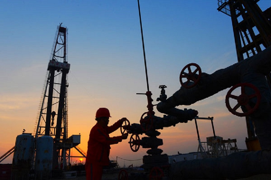 رکورد رشد هفتگی قیمت نفت شکسته شد