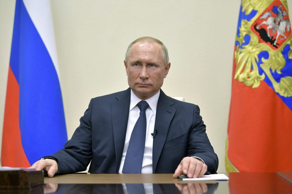 پوتین از تمدید تعطیلات روسیه تا ۳۰ آوریل خبر داد