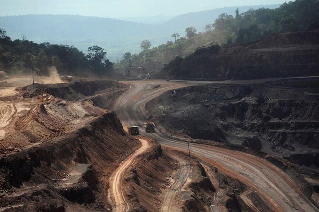 تولید سنگ آهن واله برزیل علیرغم کرونا همچنان ادامه دارد