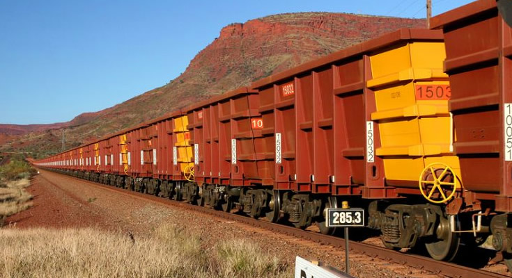 افزایش حجم واردات سنگ آهن چین/ واردات ۶ ماهه به ۵۴۷ میلیون تن نزدیک شد
