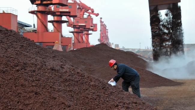 مازاد عرضه سنگ آهن تا پایان سال و انتظار فشار بر قیمت ها