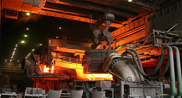 امکان صادرات ۱۴ میلیون تنی شمش فولادی پیش بینی شده است/ اشباع زنجیره فولاد در حلقه مقاطع طویل/ تسریع در تکمیل طرح های در دست اجرای بخش آهن اسفنجی ضروری است