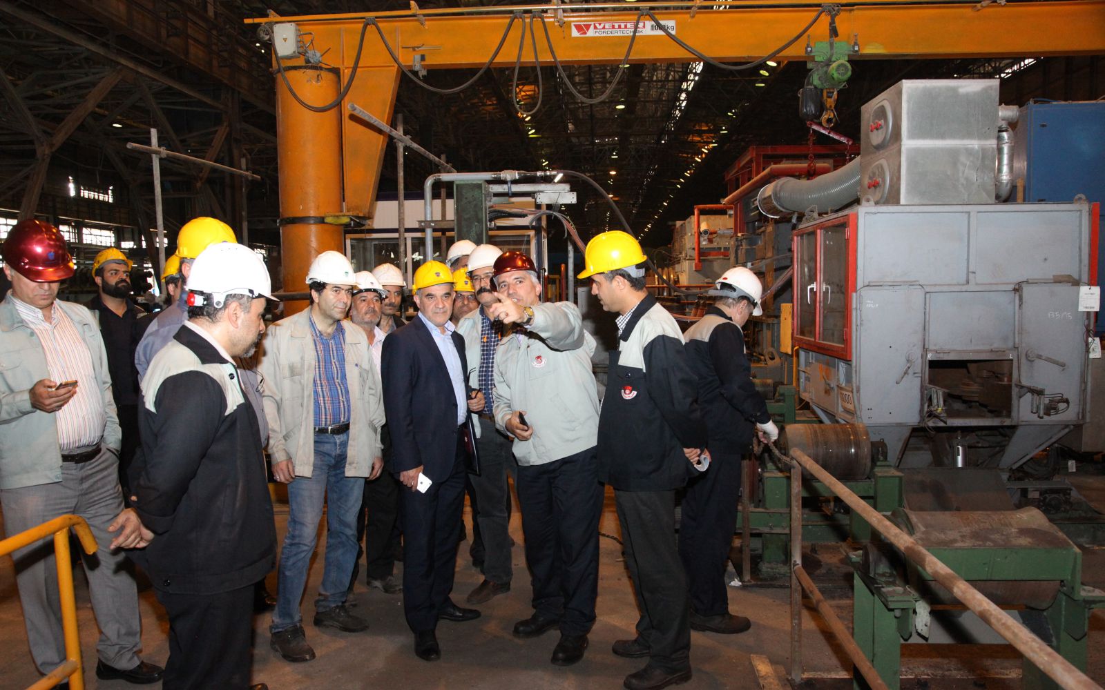 موفقیت ذوب آهن در تولید ریل افتخار بزرگی برای صنعت کشور است