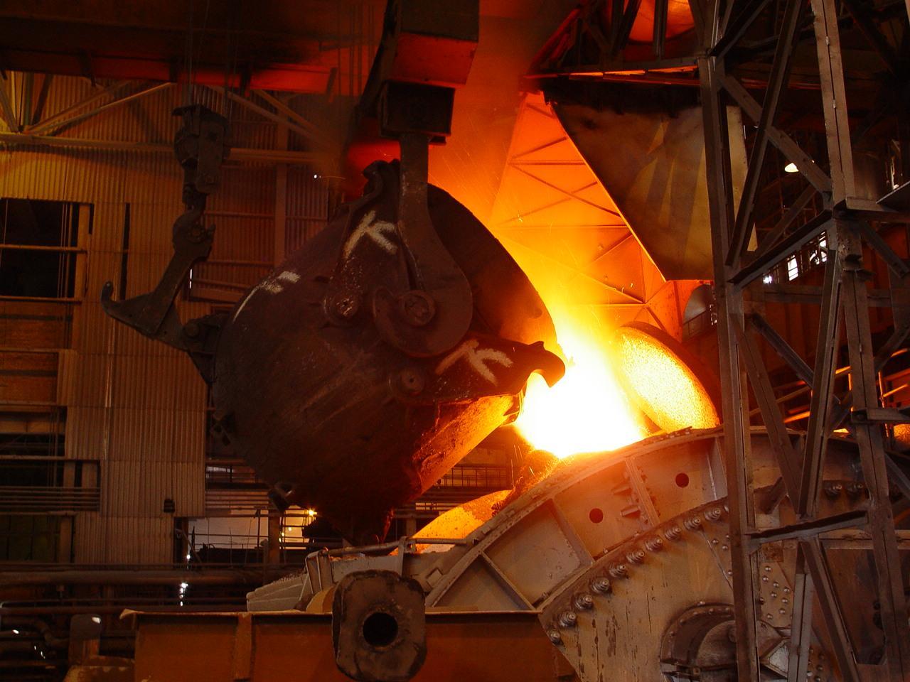 حماسه اقتصادی در فولاد هرمزگان دست یابی به تولید ماهانه ۱۲۰ هزار تن  فولاد خام است