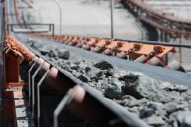 عبور از مرز تولید ماهانه نیم میلیون تن فولاد خام در ناحیه فولادسازی و ریخته گری مداوم