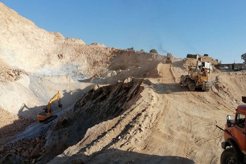 معاون استاندار آذربایجان‌شرقی بر تجدید نظر در قوانین معدن تاکید کرد