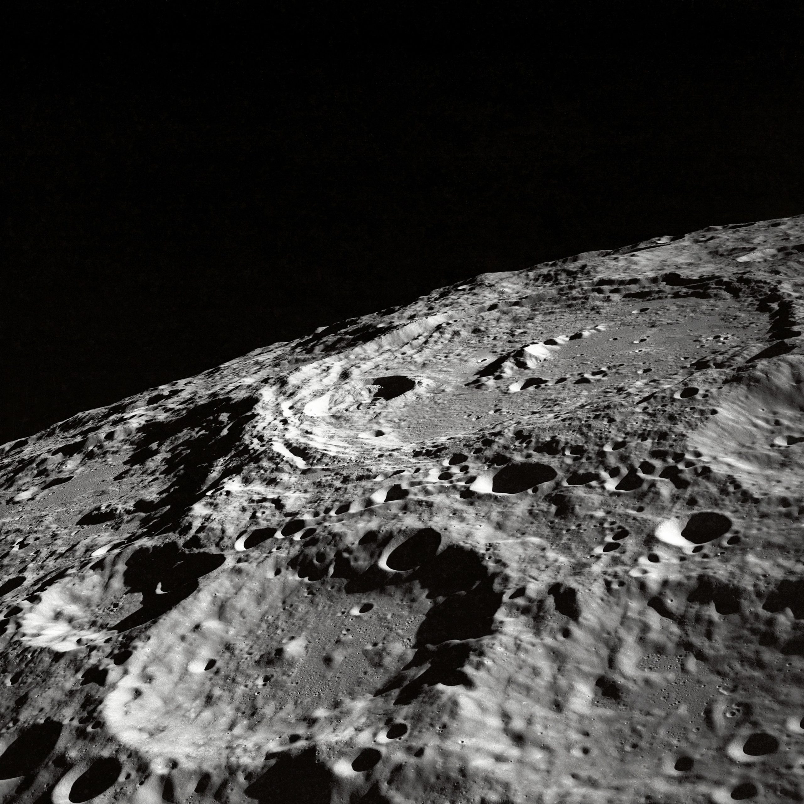 شرکت های فضایی به دنبال منابع موجود در ماه